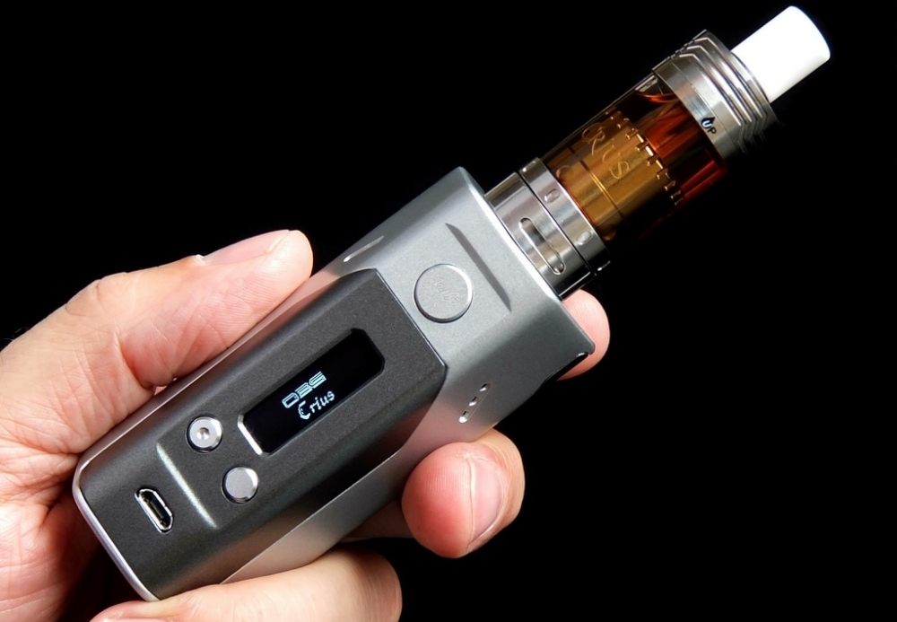 почему темнеет жижа в вейпе